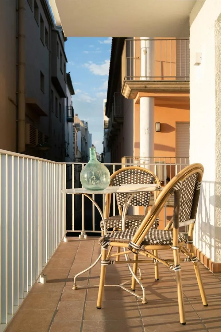 Pis Amb Terrassa A La Escala Apartment L'Escala